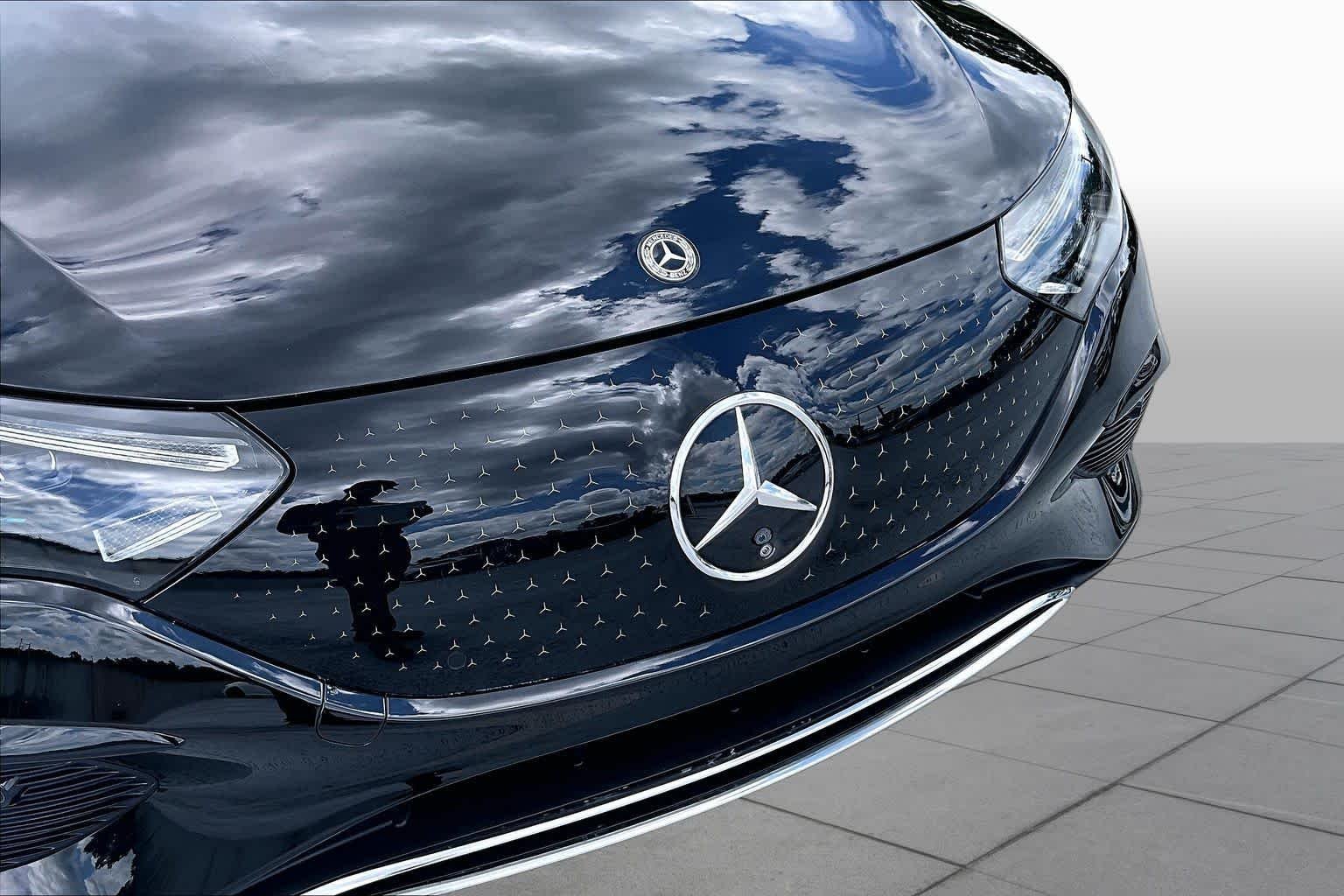 Used 2023 Obsidian Black Metallic Mercedes-Benz EQE 350 image 29