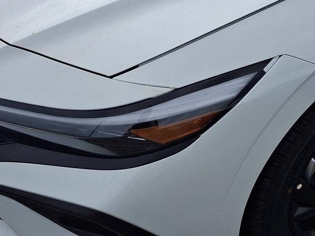 New 2026 Serenity White Pearl Hyundai SEL Sport image 5