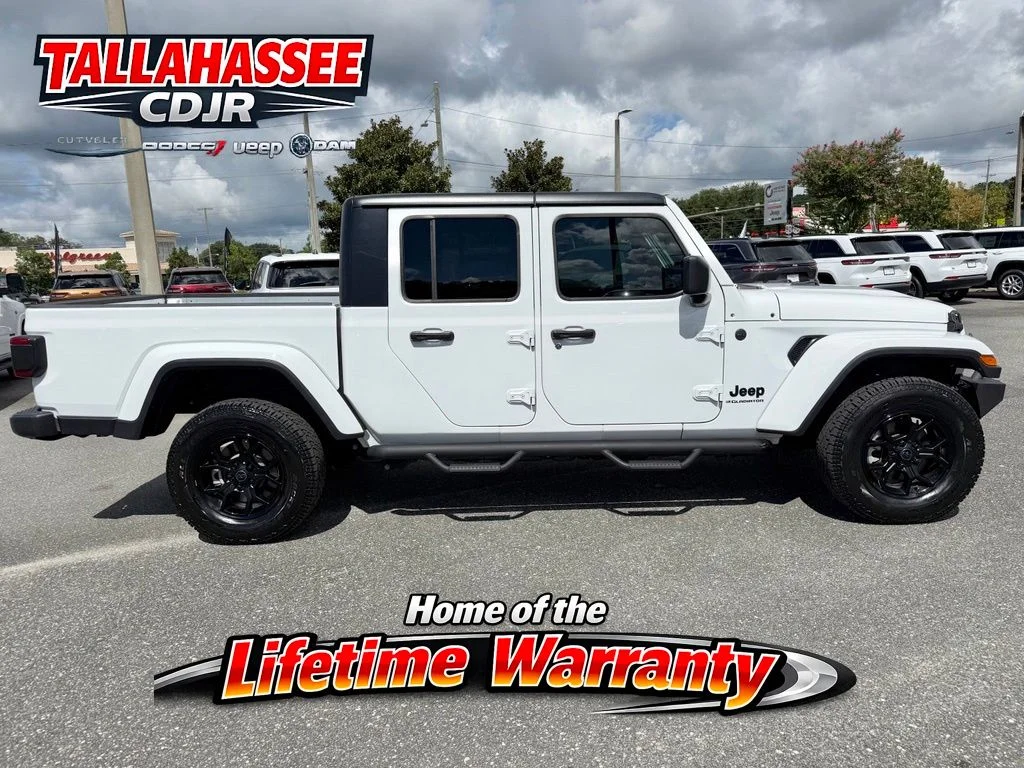 Used 2025 Bright White Clearcoat Jeep Willys image 2