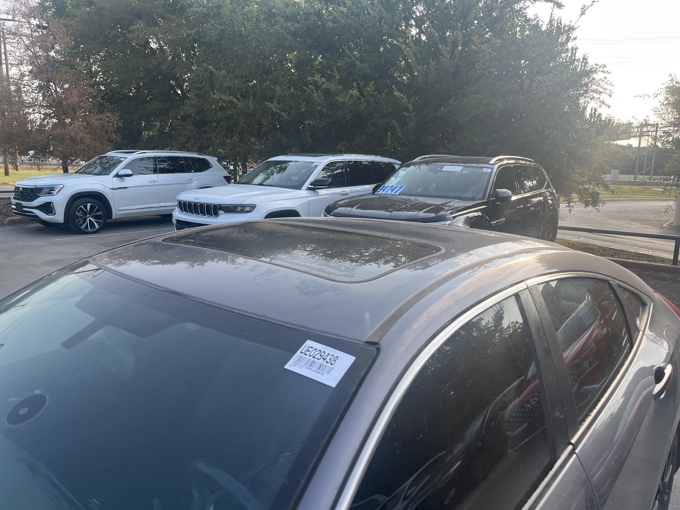 Used 2017 Gray Honda EX-L image 10