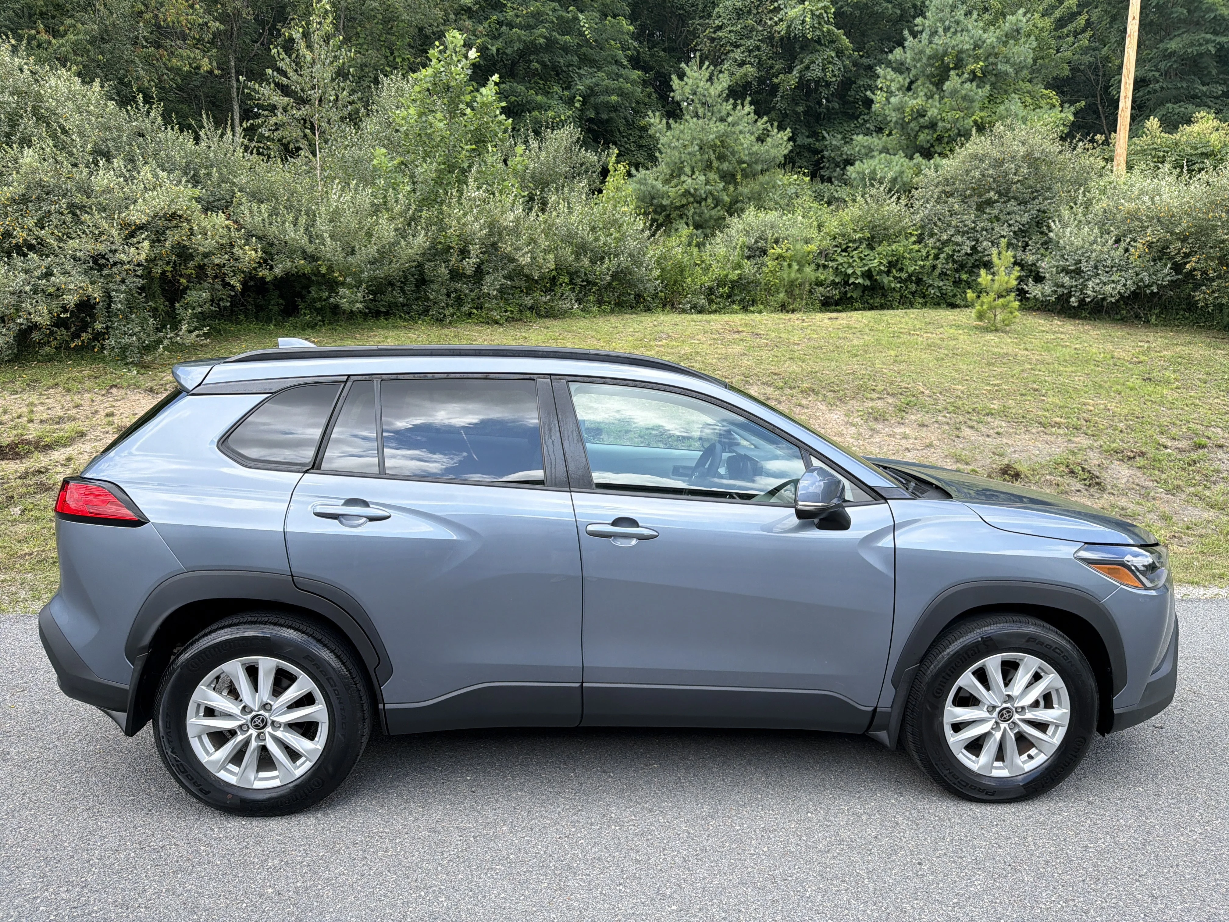 Used 2023 Celestite Toyota LE image 2