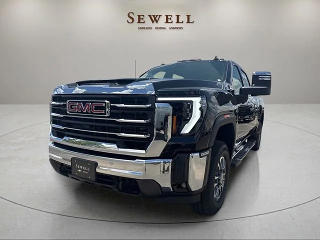 2025 GMC Sierra 4WD Crew Cab Standard Box SLT's photo