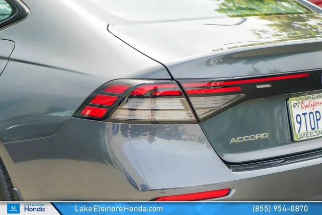 Certified Used 2025 Meteorite Gray Metallic Honda 1.5T SE image 11