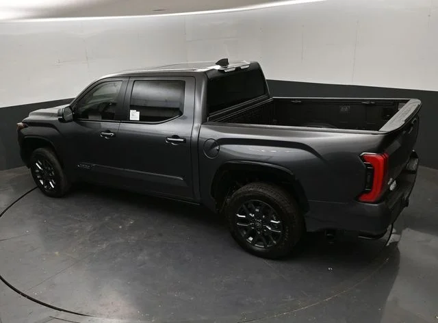 2026 Toyota Tundra Platinum - Photo 29