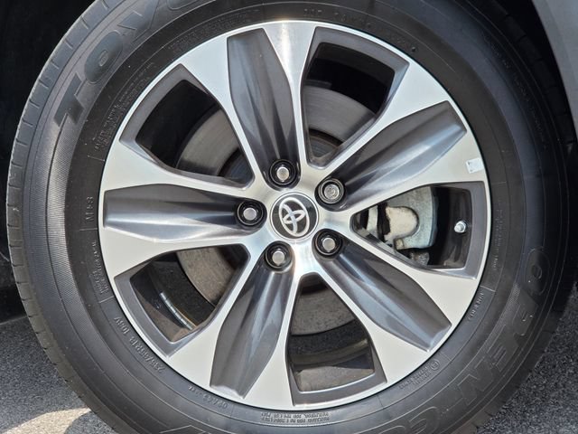 Used 2023 Magnetic Gray Metallic Toyota XLE image 19