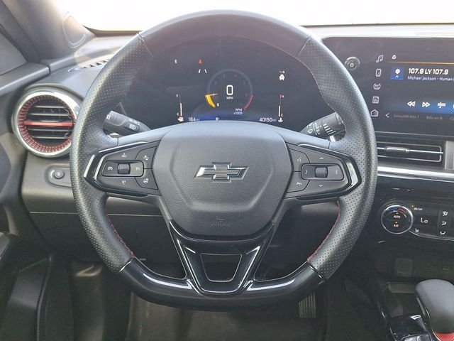 Used 2025 Yellow Chevrolet 2RS image 14