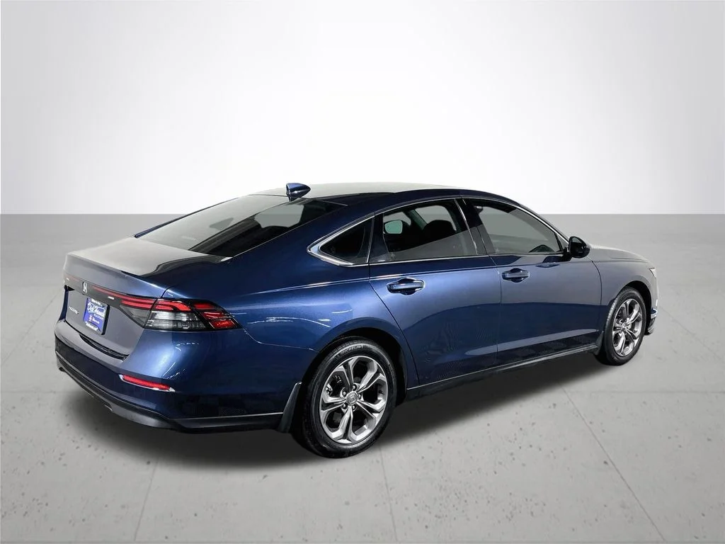 Used 2024 Canyon River Blue Metallic Honda EX image 6