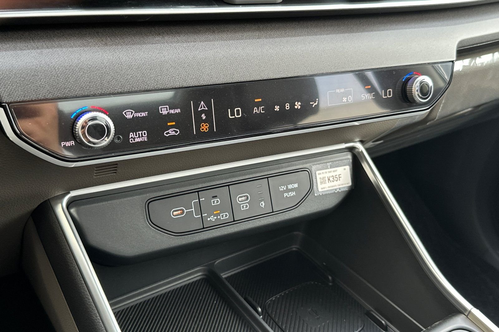 2026 Kia Carnival SX - Photo 22