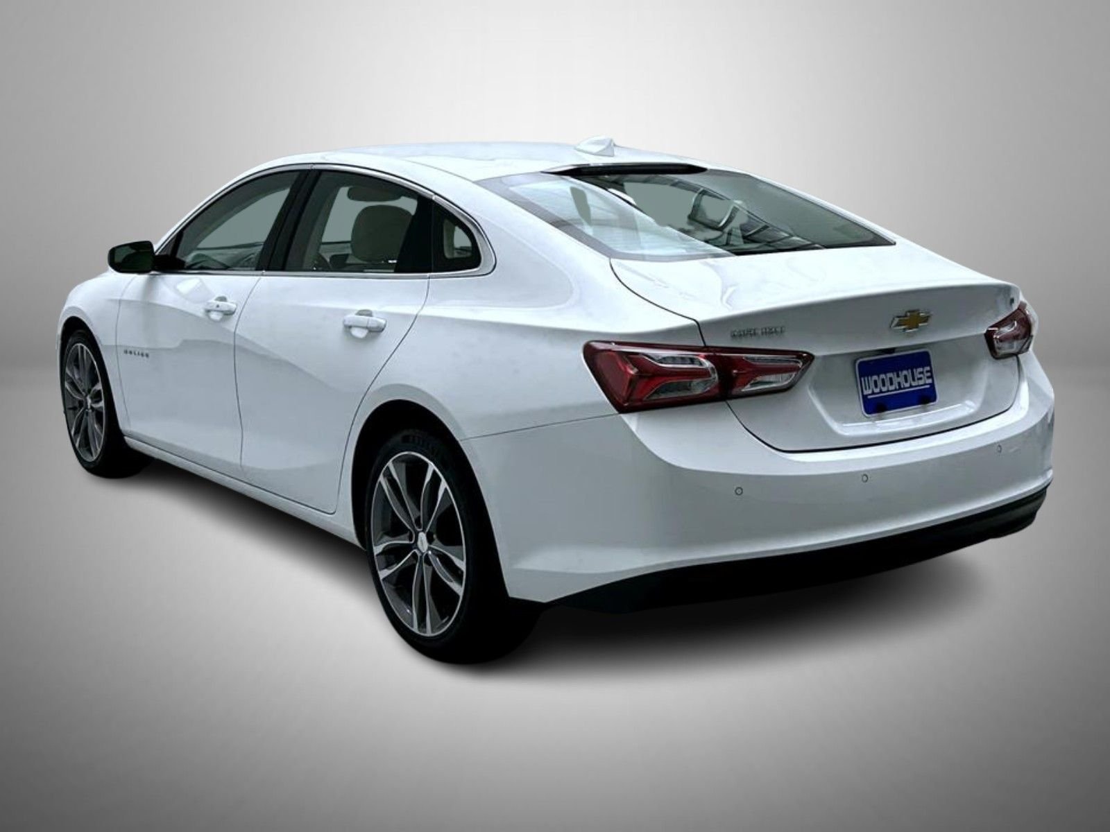 Used 2024 White Chevrolet LT image 7