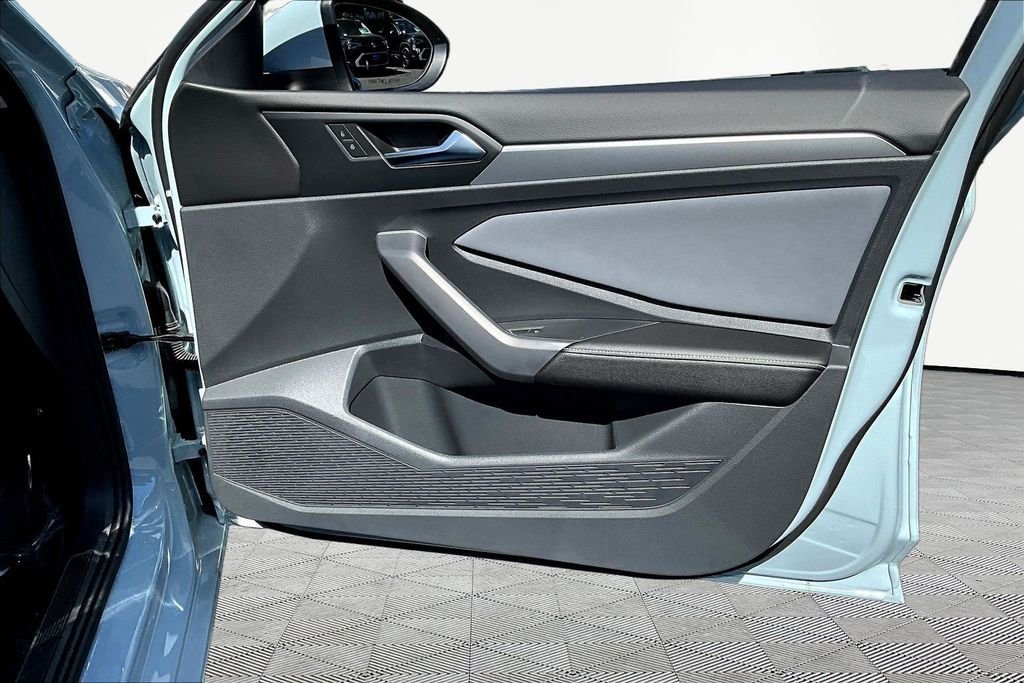 New 2026 Gray Volkswagen 1.5T SE image 28