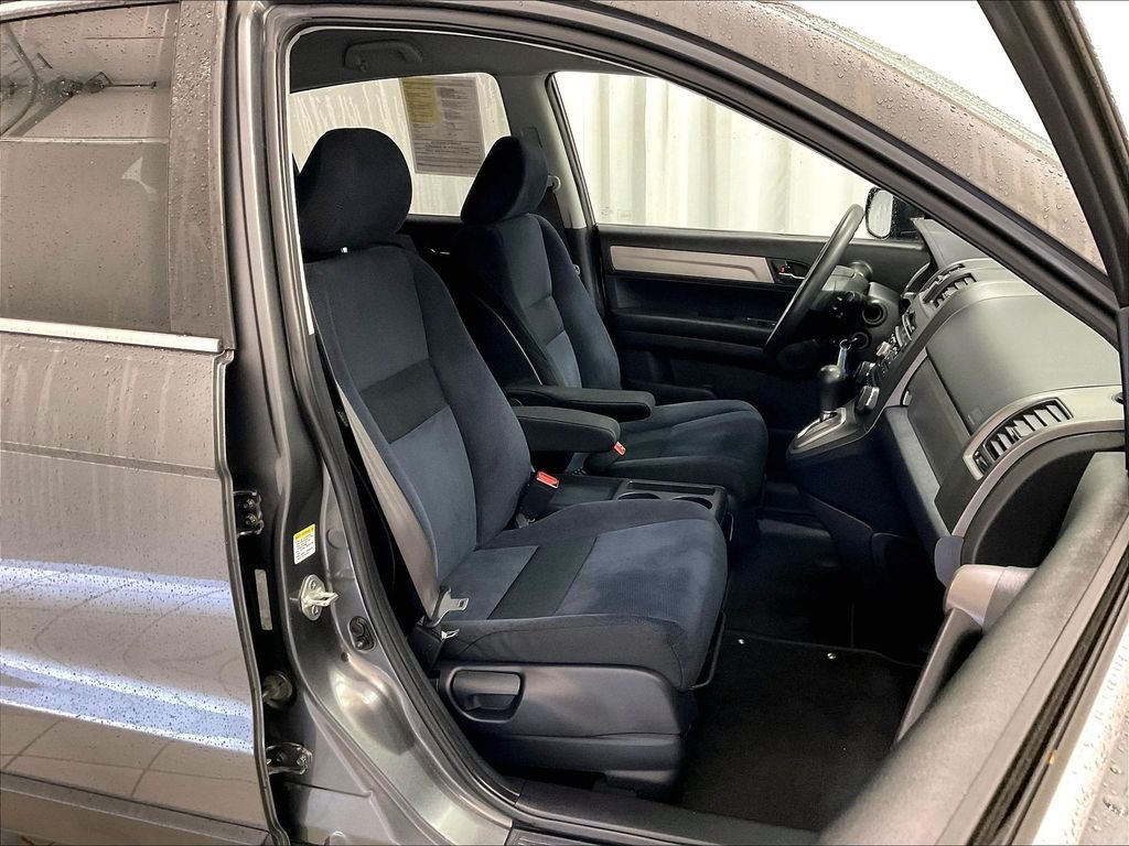 Used 2011 Gray Honda SE image 11