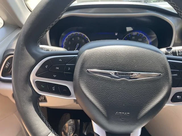 Used 2024 Black Chrysler Touring L image 30