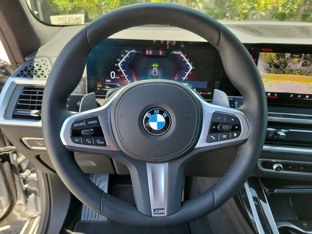 Used 2026 Gray BMW xDrive40i image 27