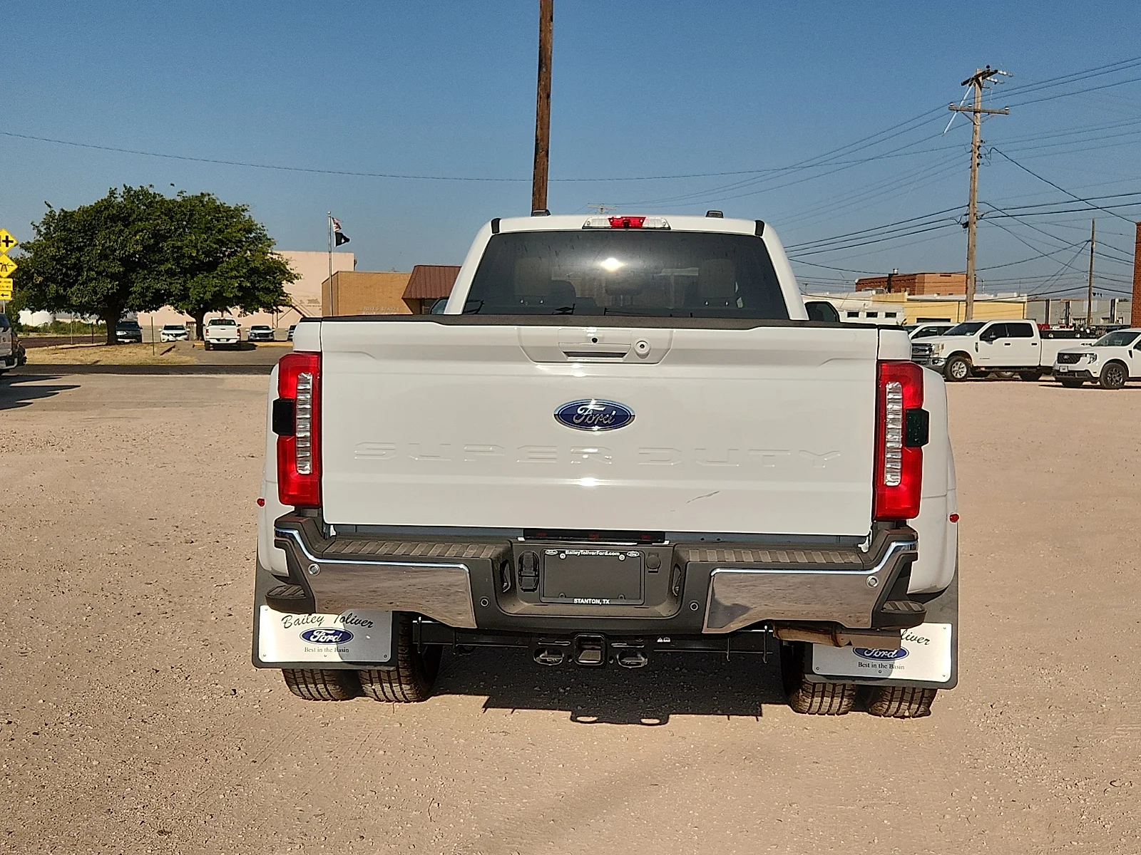 New 2026 Oxford White Ford Lariat image 6