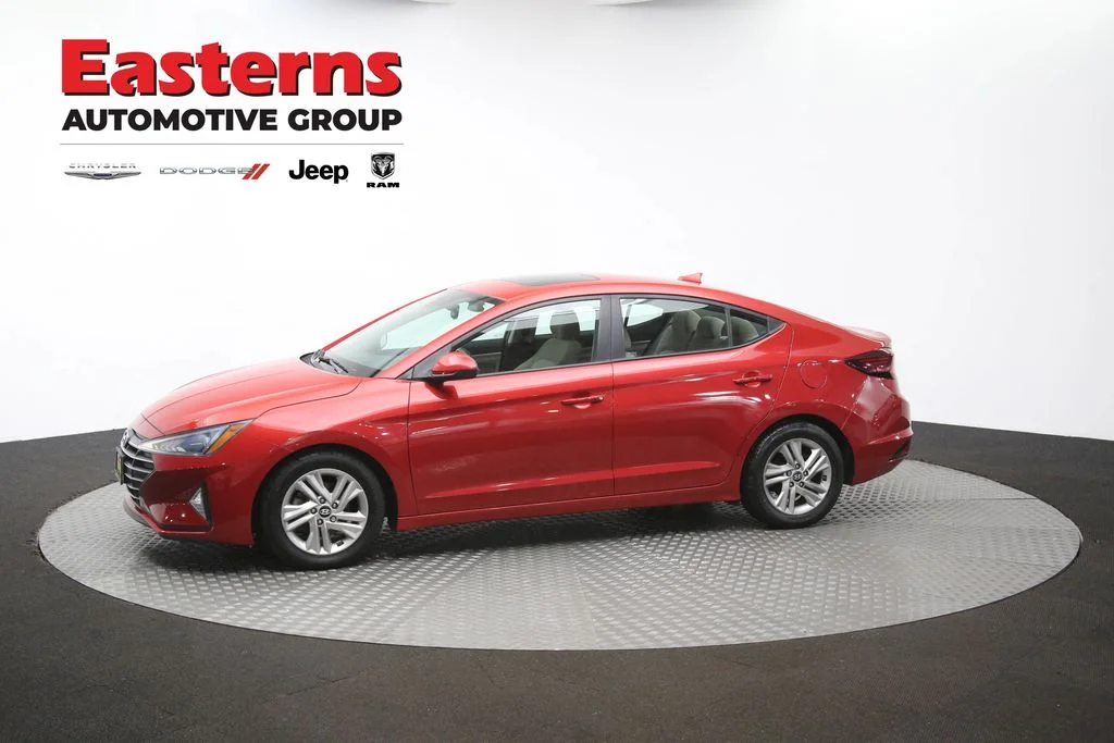 Used 2019 Red Hyundai Value Edition image 58