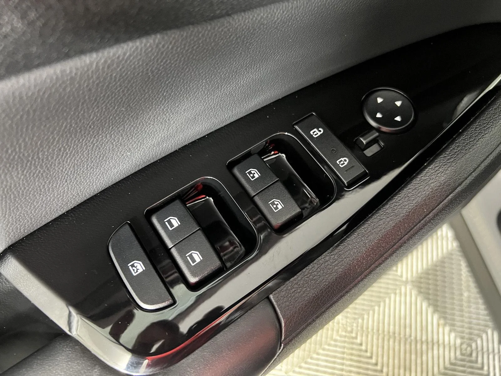 Used 2025 Gy Kia X-Line image 38