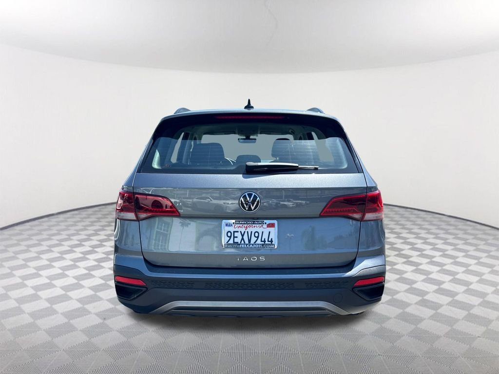 Used 2023 Platinum Gray Metallic Volkswagen 1.5T S image 5