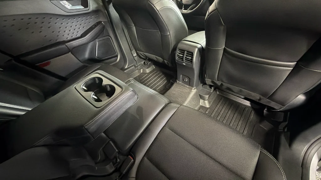 Used 2020 Silver Ford SEL image 30