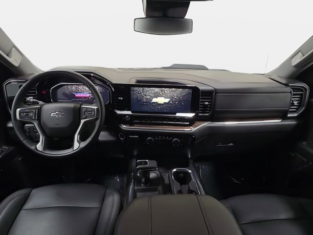 Used 2024 Summit White Chevrolet LT Trail Boss image 10