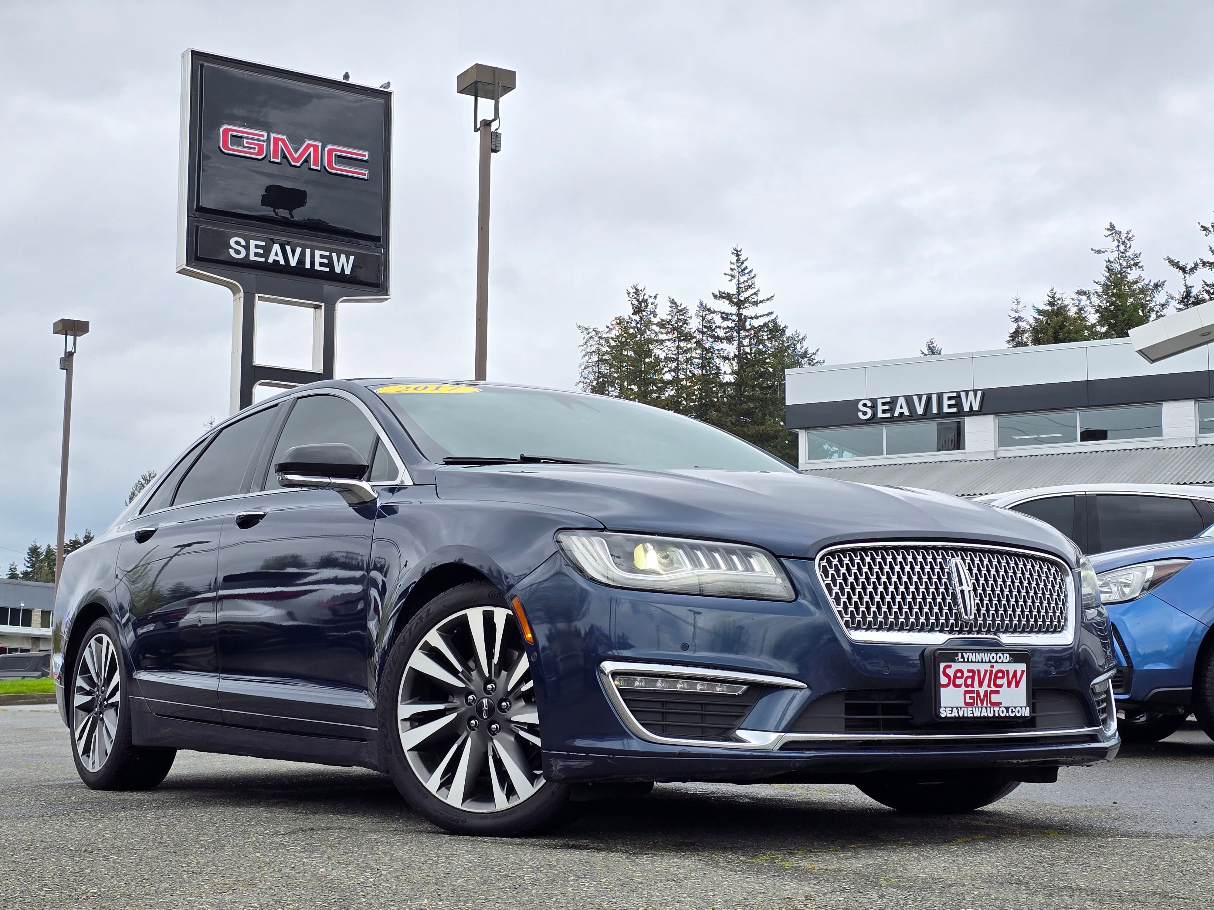 2017 Lincoln MKZ Reserve FWD's photo