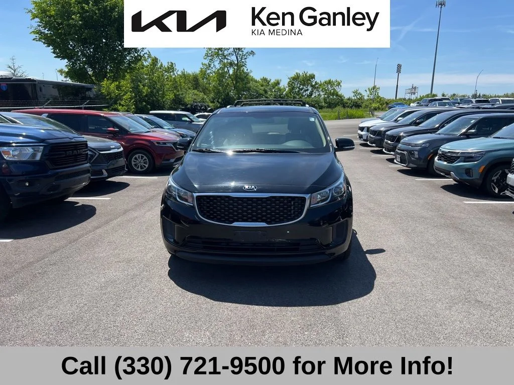 Used 2016 Kia Sedona LX with VIN KNDMB5C12G6112447 for sale in Medina, OH