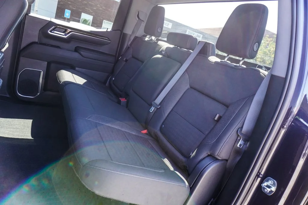 Used 2023 Silver GMC Elevation image 8