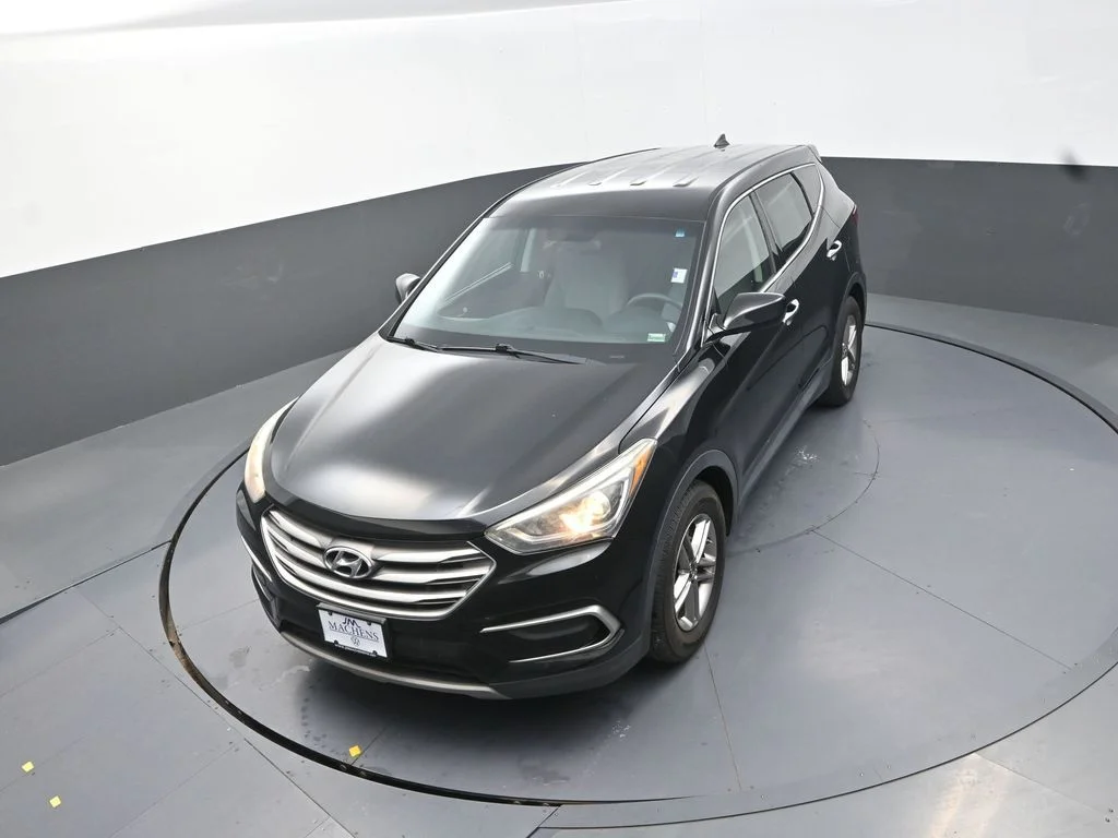 Used 2017 Black Hyundai 2.4 Base image 15