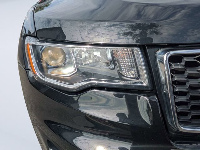 Used 2022 Black Jeep Laredo E image 9
