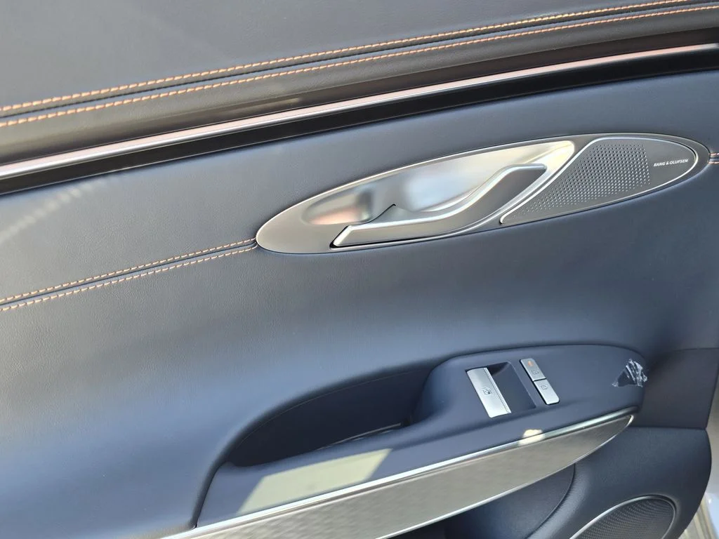 New 2027 Blue Genesis 2.5T Sport Prestige image 13