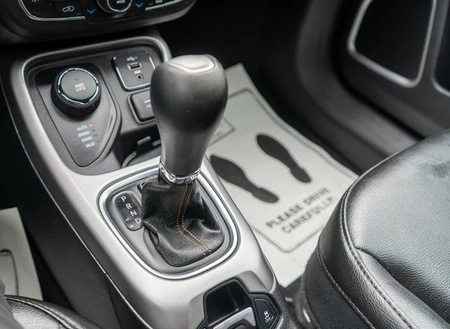 Used 2019 White Clearcoat Jeep Latitude image 31