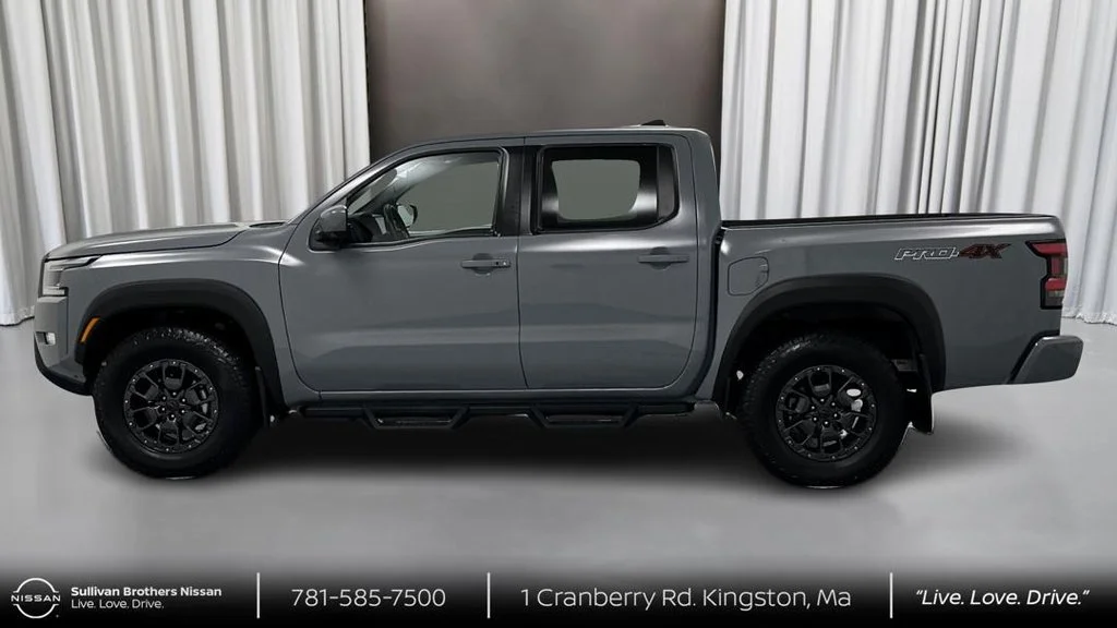 New 2027 Gray Nissan PRO-4X image 7