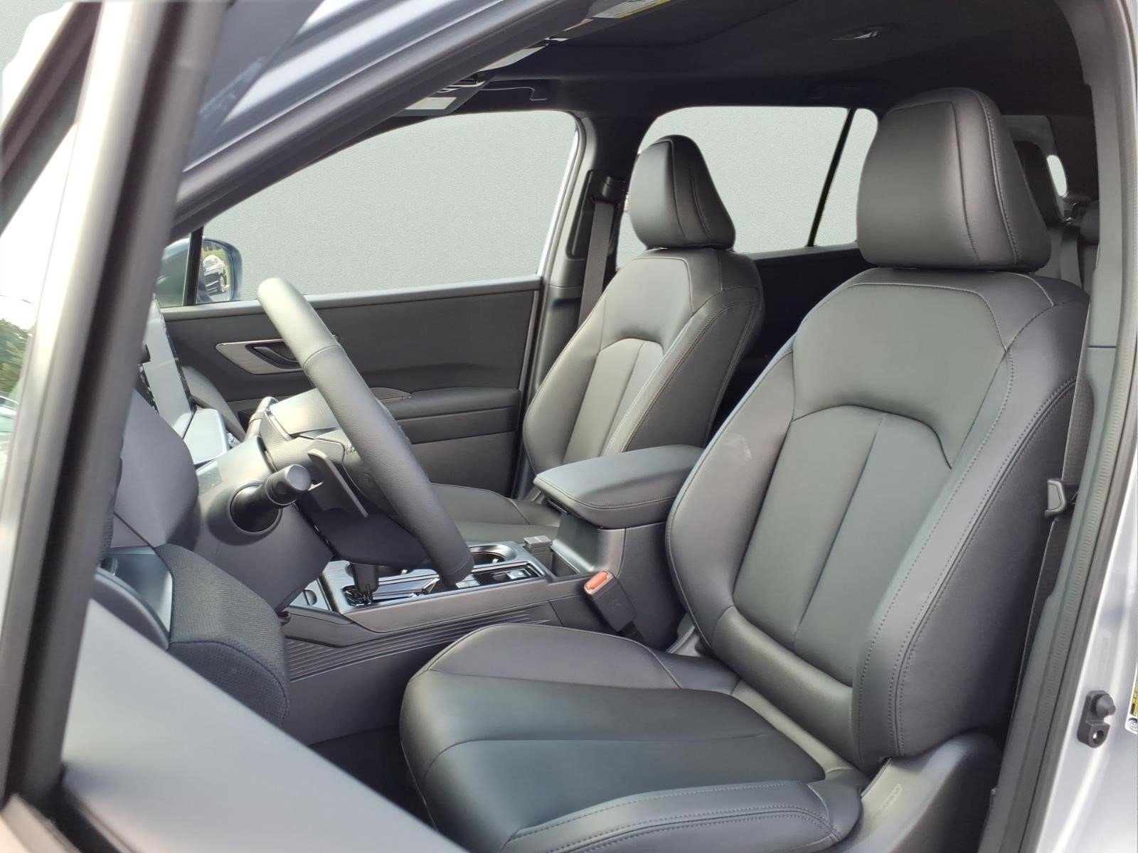 New 2026 ICE SILVER METALLIC Subaru Premium image 5