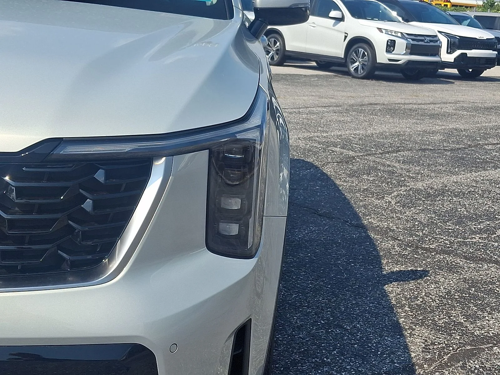 New 2026 Silver Kia S image 8