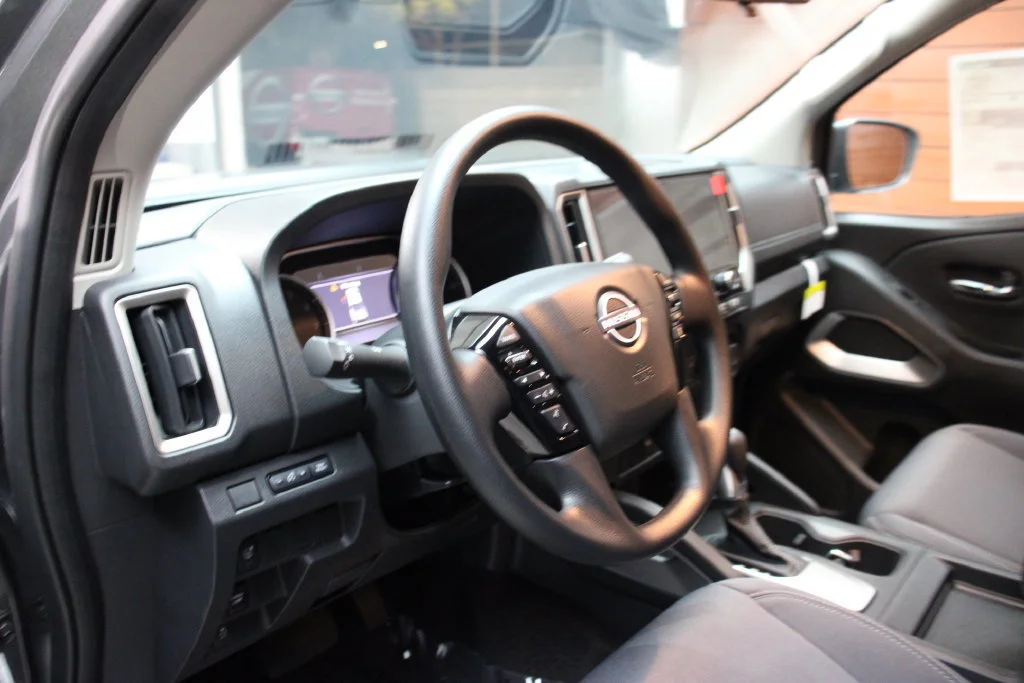 New 2027 Gun Metallic Nissan Crew Cab SV image 8