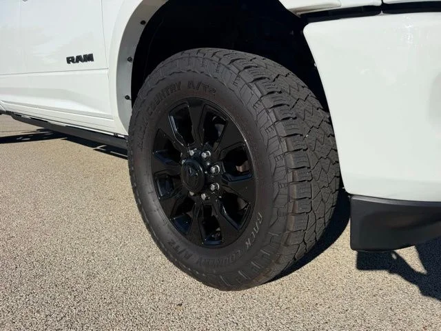 Used 2022 White Ram Limited image 2