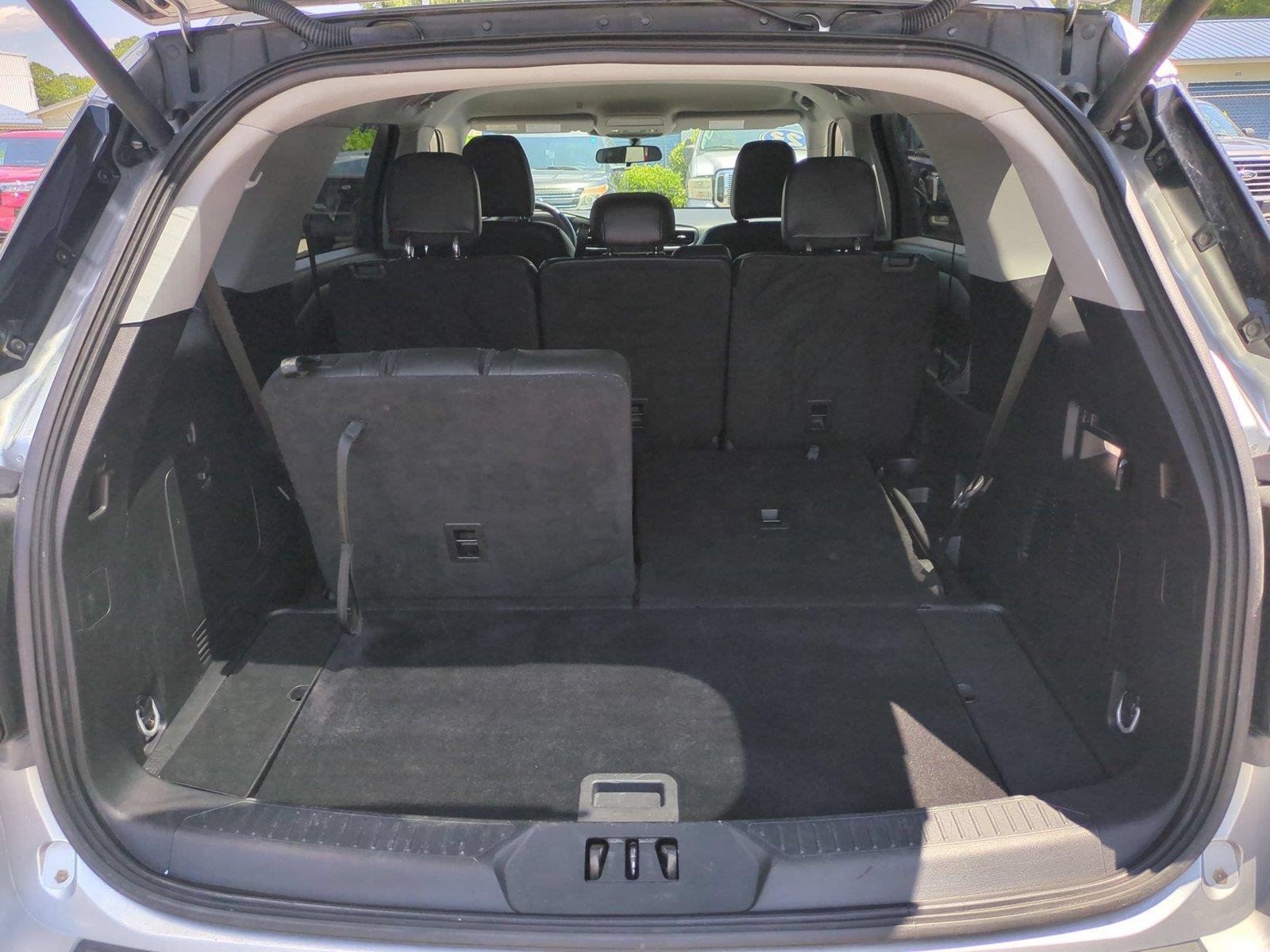 Used 2023 Iconic Silver FORD XLT image 35