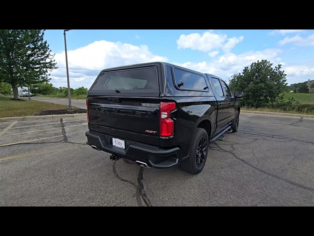 Used 2024 Black Chevrolet RST image 7