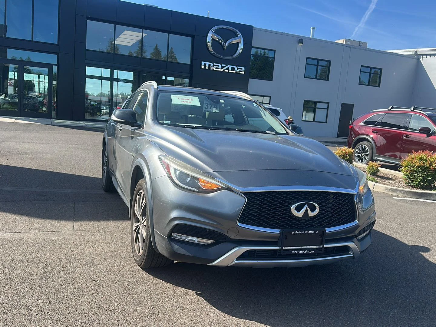 Used 2017 Graphite Shadow INFINITI Premium image 3