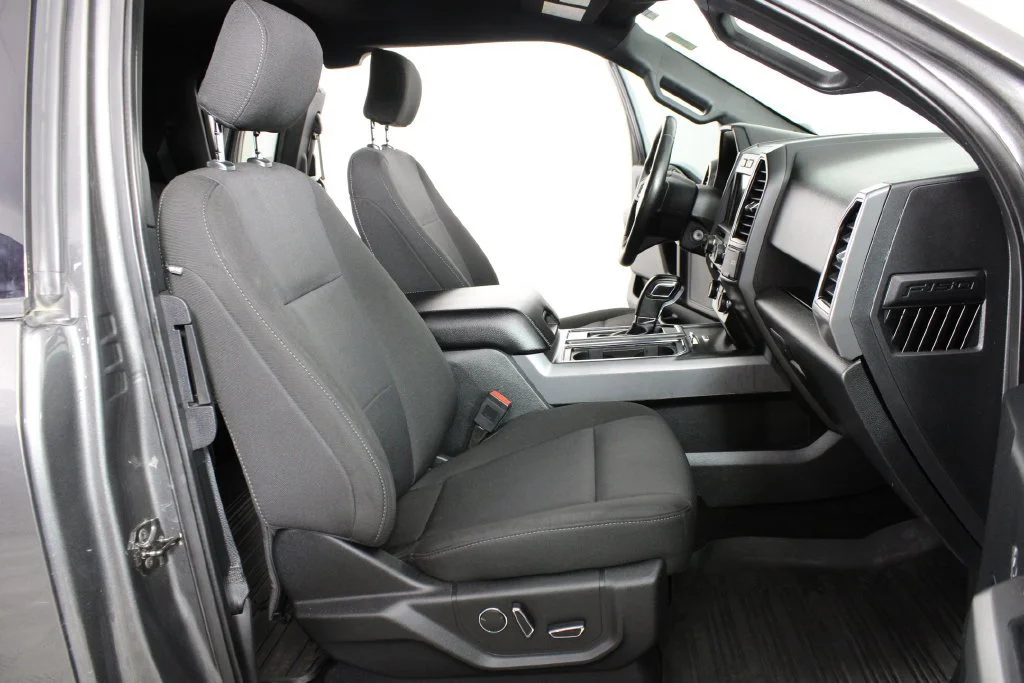 Used 2018 Gray Ford XL image 12