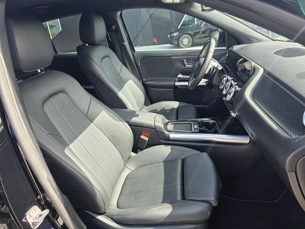 Used 2024 Black Mercedes-Benz GLA 250 image 16