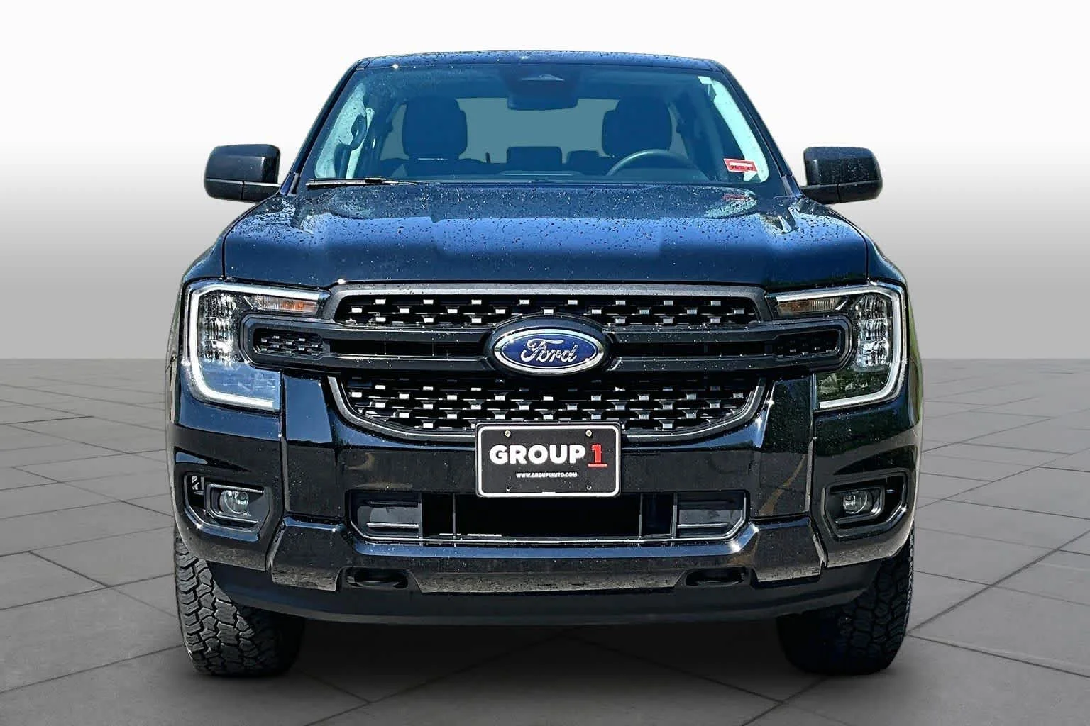 Used 2025 Shadow Black Ford XL image 4