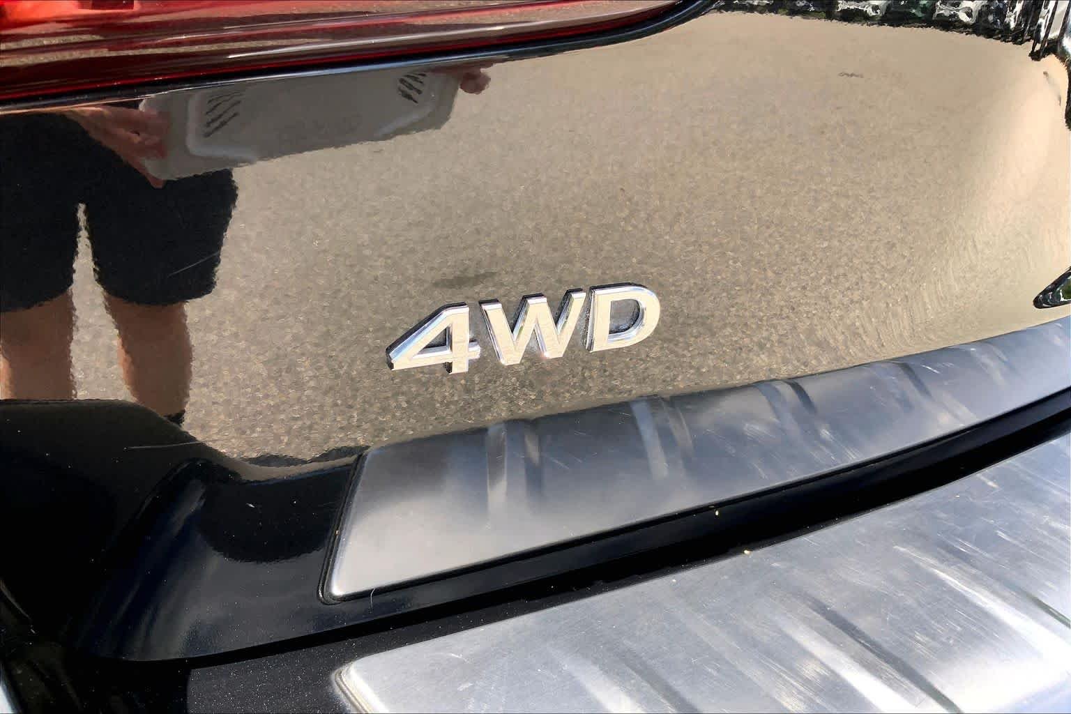 Used 2020 Mineral Black INFINITI LUXE image 10