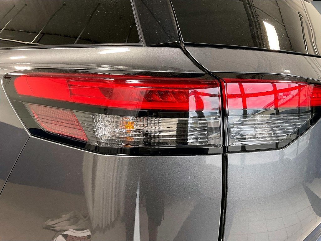 Certified Used 2024 Gray Nissan SL image 35