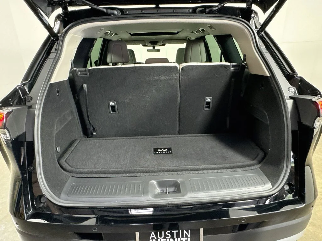 Certified Used 2026 Black INFINITI PURE image 35