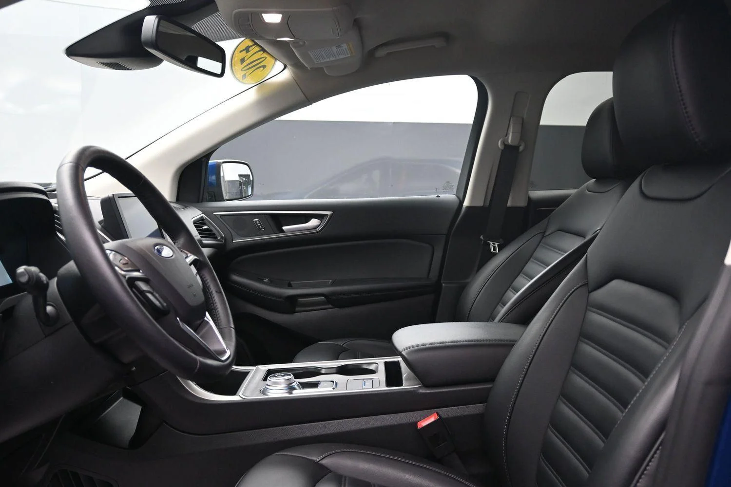 Used 2024 Atlas Blue Ford SEL image 19