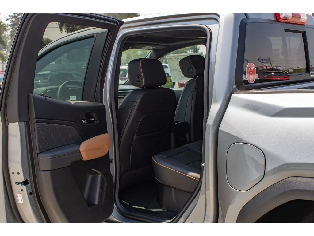 2026 GMC Canyon AT4 - Photo 16