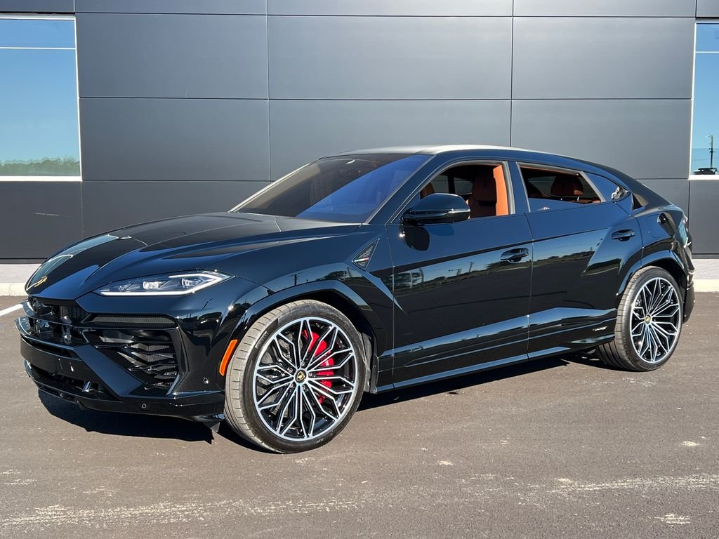 Used 2025 Black Lamborghini SE image 2