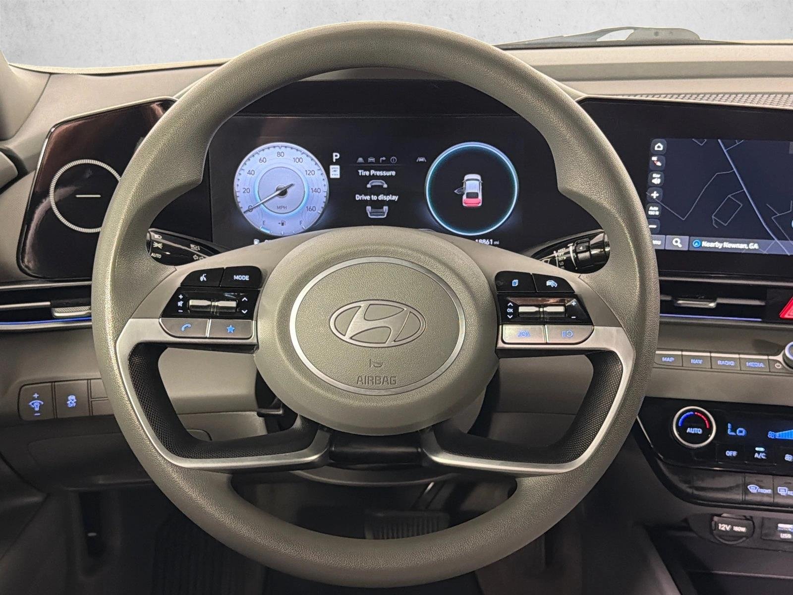 Used 2024 Serenity White Hyundai SEL image 24
