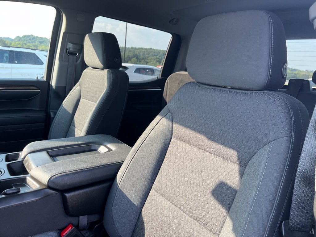 Used 2023 White Chevrolet LT image 13