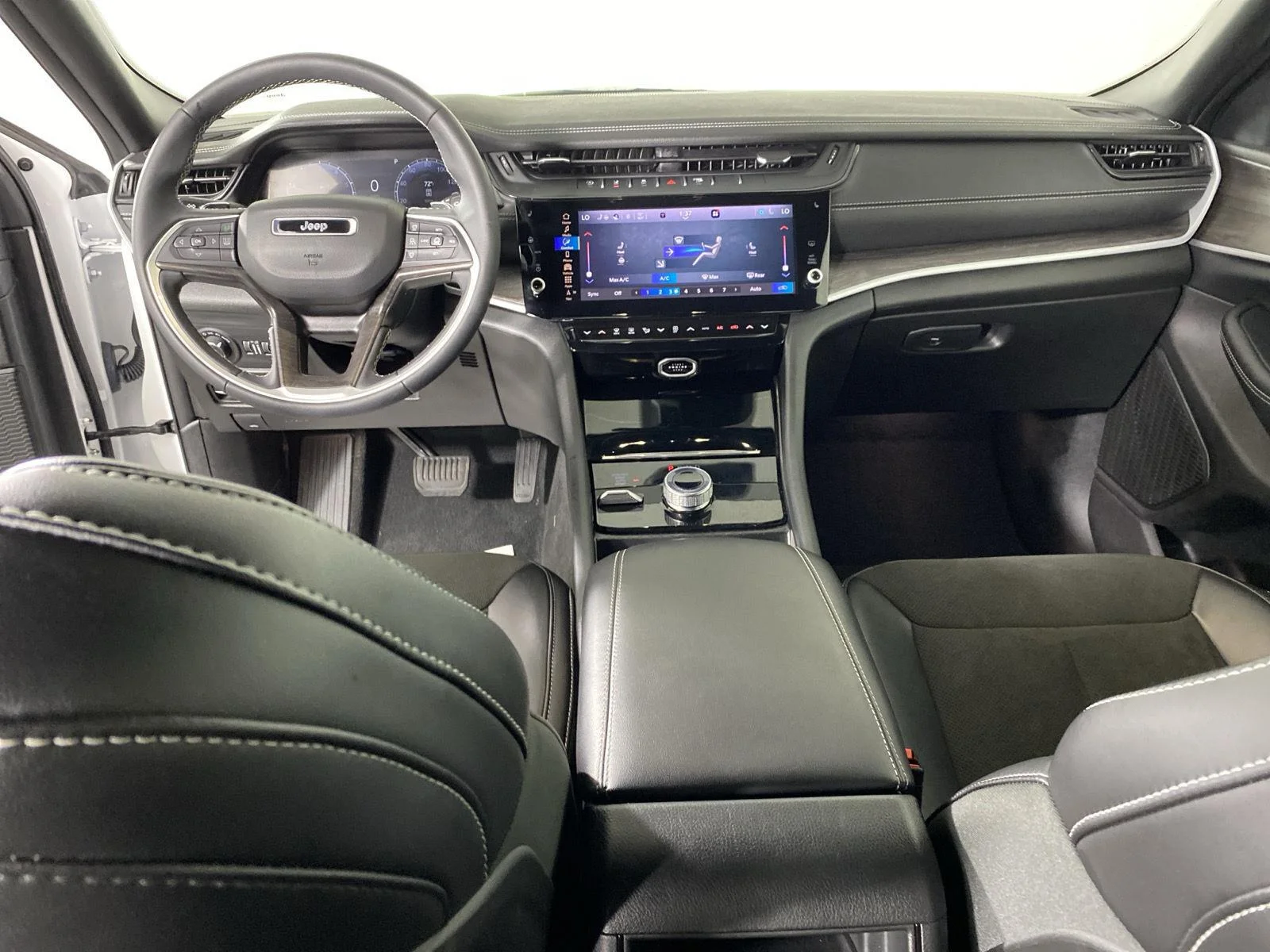 Used 2026 Bright White Clearcoat Jeep Laredo image 13